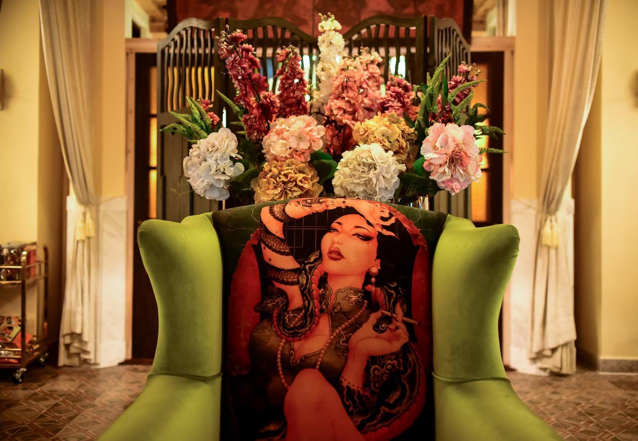 Imperial Guard Boutique Hotel御前侍卫艺术精品酒店 Yi (Anhui) Exterior foto